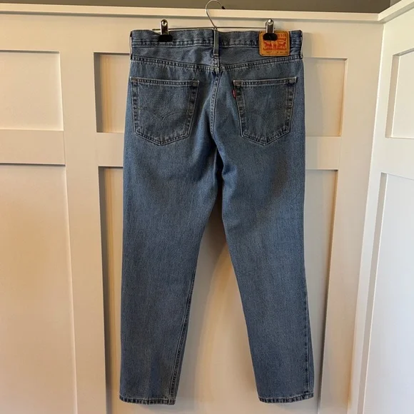 Levi Jeans - Picture 2 of 5